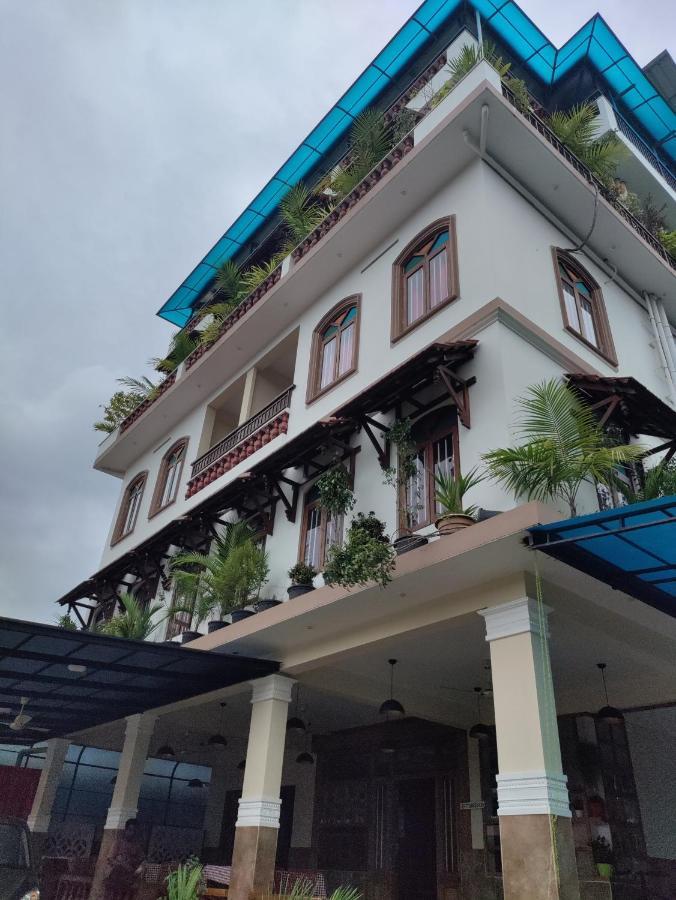 Meghdoot River Resort Kochi Ngoại thất bức ảnh
