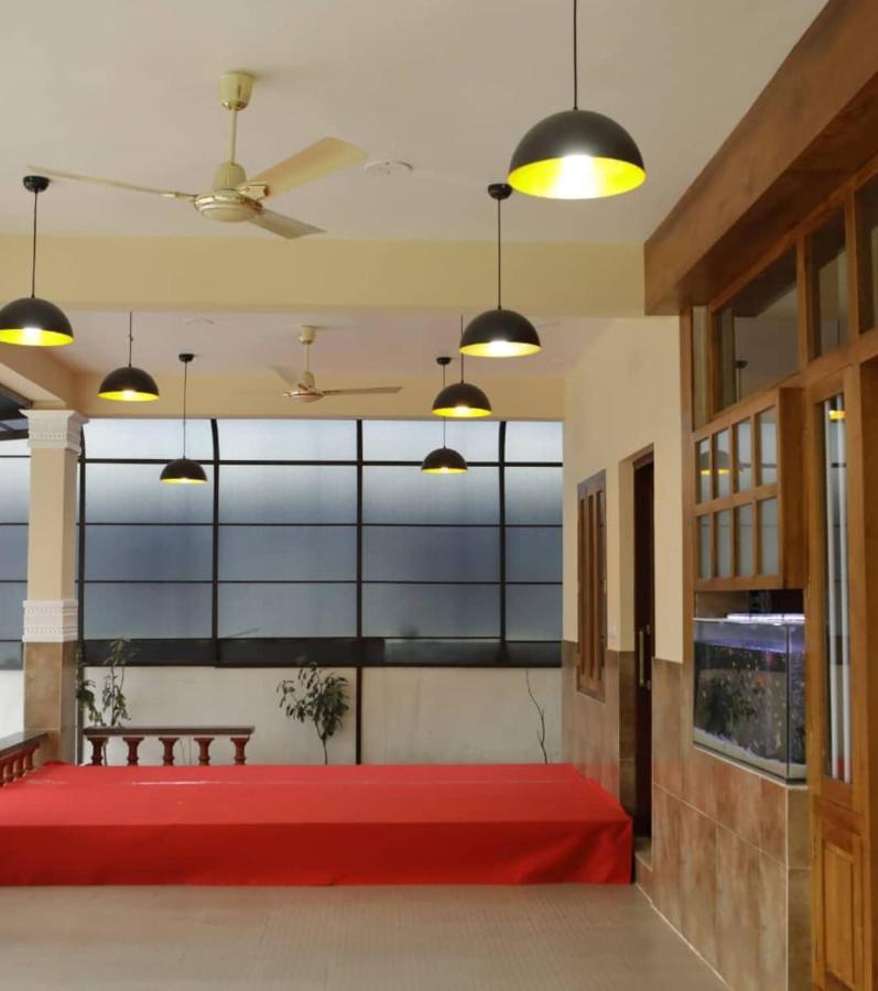 Meghdoot River Resort Kochi Ngoại thất bức ảnh