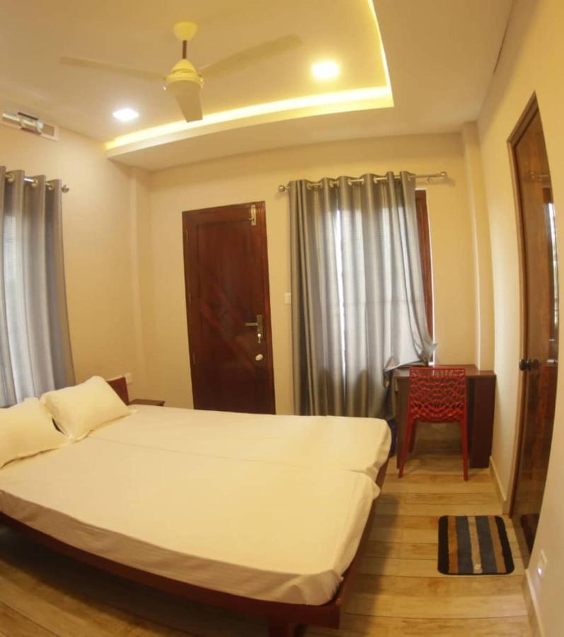 Meghdoot River Resort Kochi Ngoại thất bức ảnh